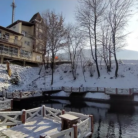 凯特琳娜酒店 *