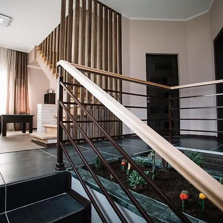Kateryna Hotel *