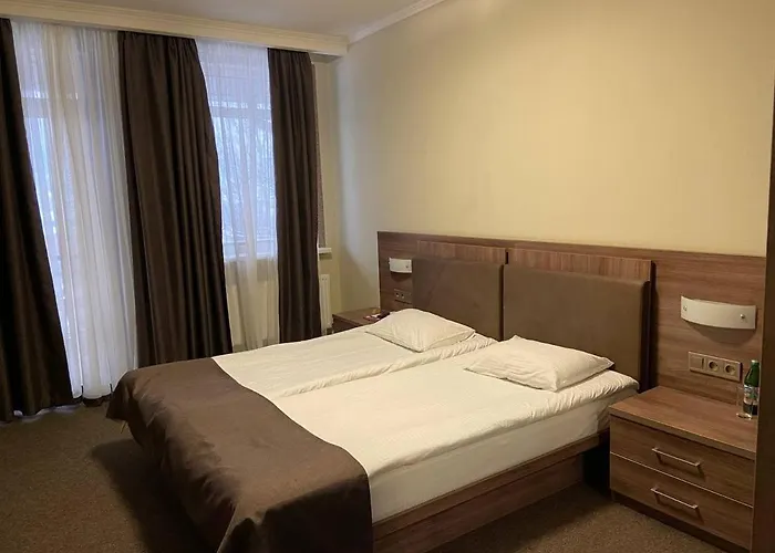 凯特琳娜酒店 酒店 *