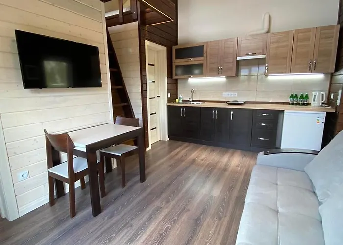 凯特琳娜酒店 波利亚纳